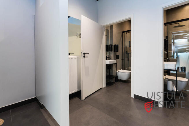 Lokal usługowy na parterze, Podgórze