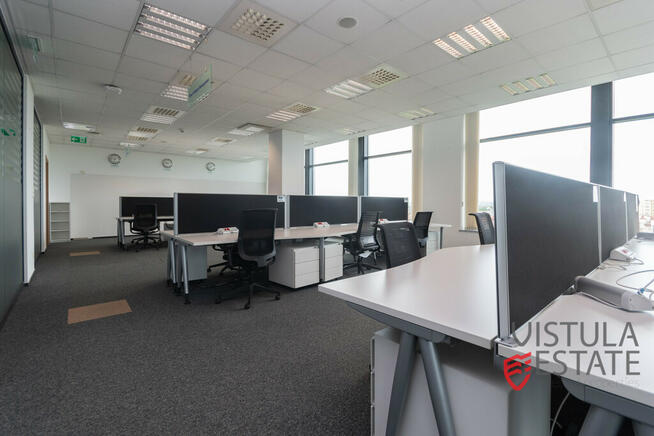 BIURO 619 M2 | WYSOKI STANDARD