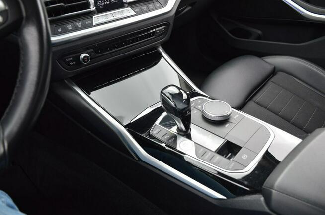 BMW Seria 3 2,0D 190 KM Full Led Nawigacja SPORT-LINE Zarejestrowany