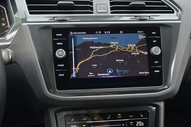 Volkswagen Tiguan 2,0 TDI HEAD UP DSG FULL LED MATRIX Kamera 360 Nawigacja