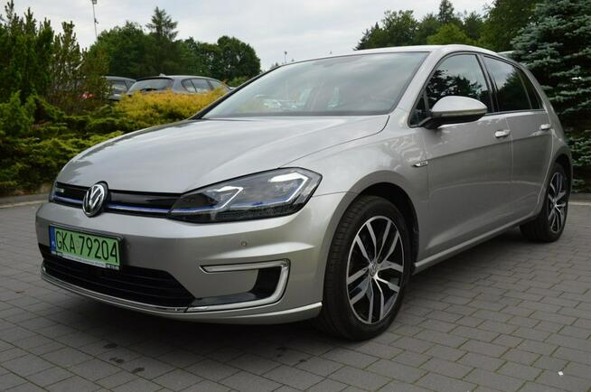 Volkswagen Golf 136 KM FULL LED Nawigacja Serwisowany Zarejestrowany