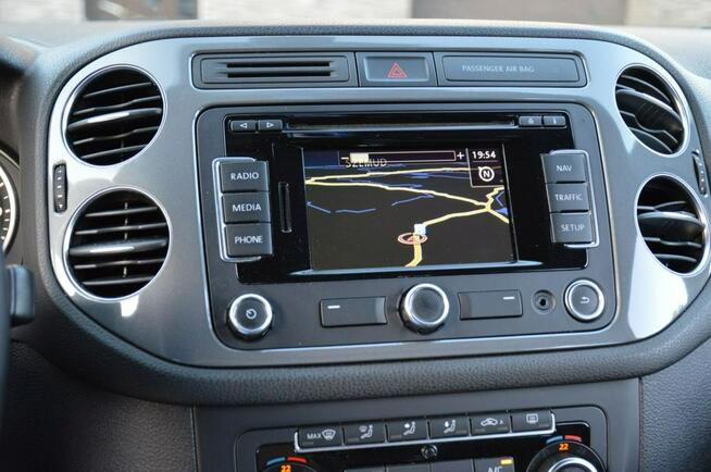 Volkswagen Tiguan 2,0 TSI 211 KM 4 Motion DSG LED Nawigacja BI-Xenon Kamera