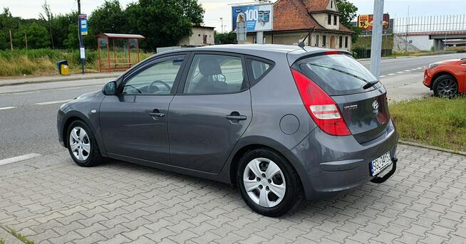 Hyundai i30 Niski przebieg/Bardzo zadbane auto/Sprawna klimatyzacja