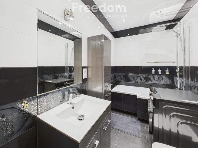 Przestronne, urządzone, niski czynsz, parking