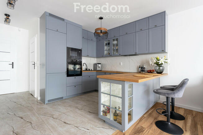 Segment z ogródkiem +2 miejsca parkingowe