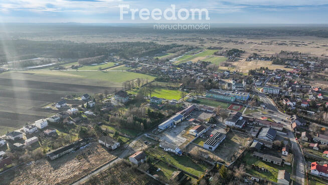 Nieruchomość z budynkami handlowo-magazynowymi