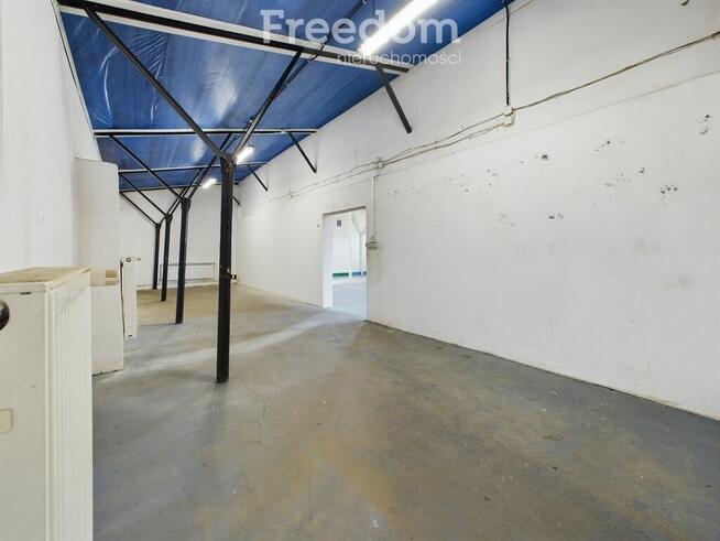 Nieruchomość z budynkami handlowo-magazynowymi