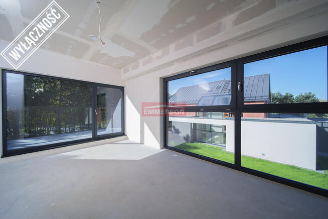 Nowoczesny/ 10,20a/wysoki standard/5 pokoi