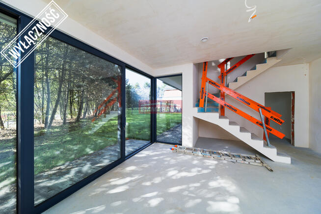 Nowoczesny/ 10,20a/wysoki standard/5 pokoi