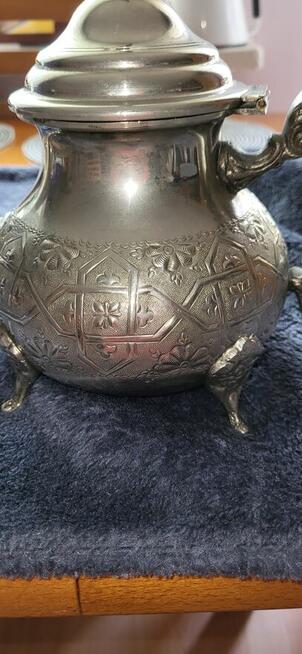 Platerowany srebrem czajnik marokański
