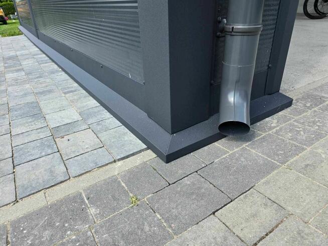 Garaż 4x6 z płyty warstwowej brama segmentowa ocieplany