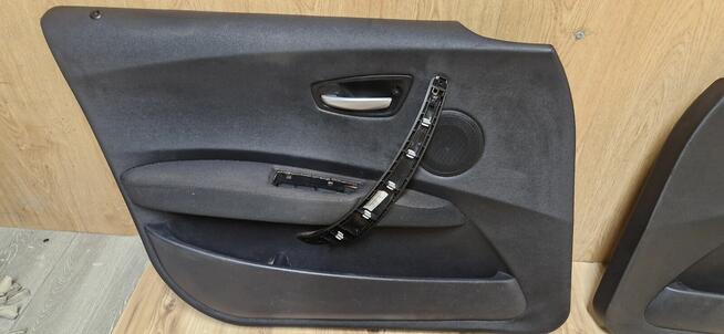Boczki tapicerka drzwi bmw e87 5d
