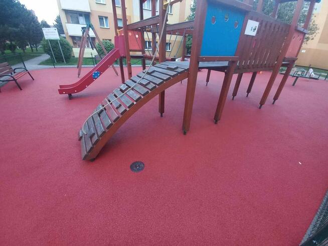 Zakładanie i pielęgnacja ogrodów. Nawierzchnie EPDM i minera