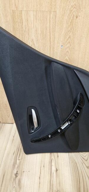 Boczki tapicerka drzwi bmw e87 5d