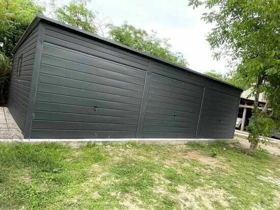 Garaż blaszany 9x5 grafitowy trzystanowiskowy jednospadowy