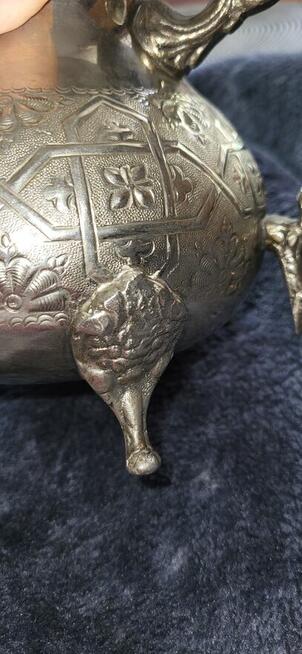 Platerowany srebrem czajnik marokański