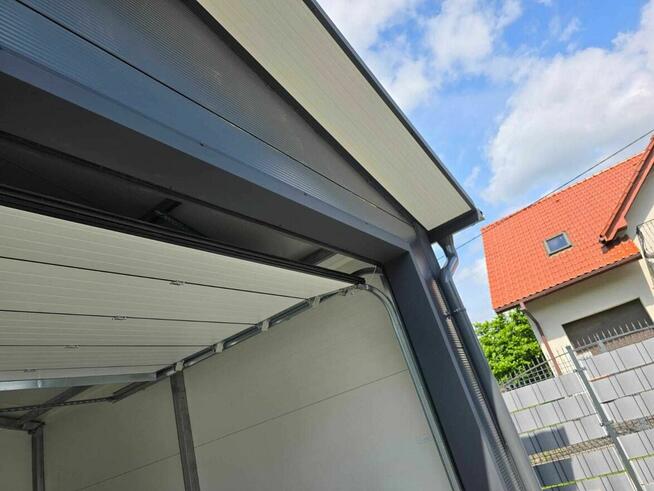 Garaż 4x6 z płyty warstwowej brama segmentowa ocieplany