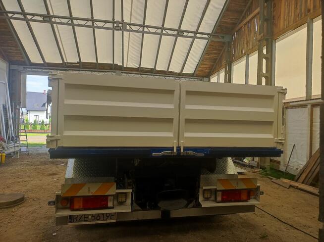 CIĘŻARÓWKA MERCEDES