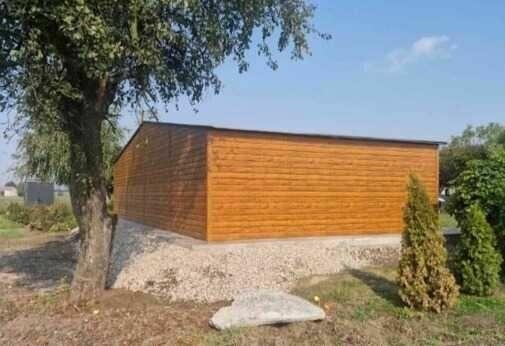 Garaż blaszany 10x6 drewnopodobny trzystanowiskowy dwuspadowy