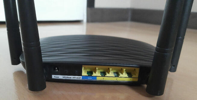 Router przewodowy Tenda AC1200 AC5 Wi-Fi 2.4 / 5 GHz