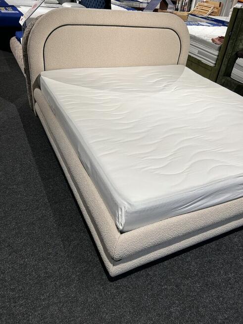 Łóżko tapicerowane 180x200 z pojemnikiem