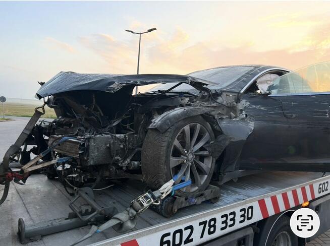 Tesla model S 2015r 307kW