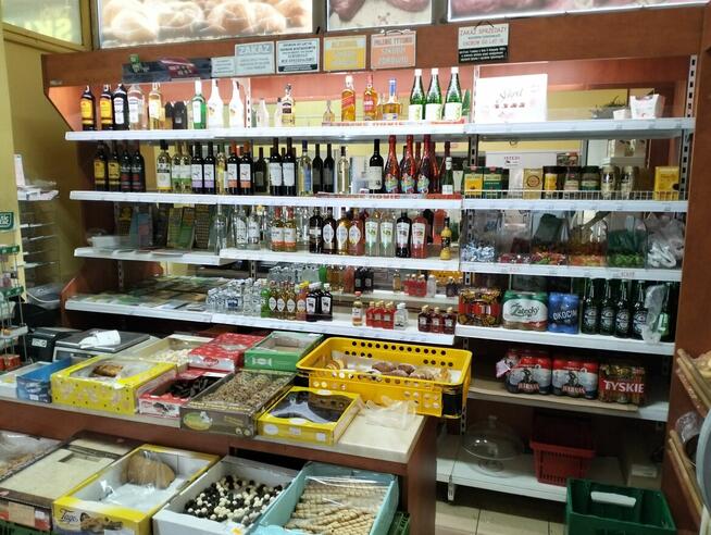 Sklep spożywczy sprzedam odstapie
