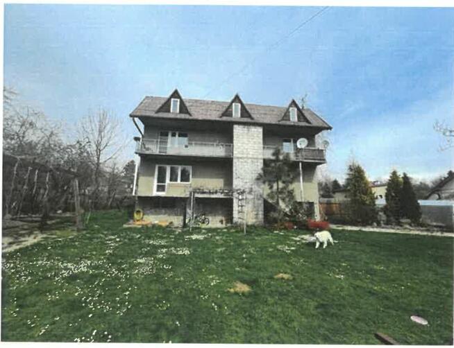 Syndyk sprzeda udział 1/2 w domu w Rzuchowej