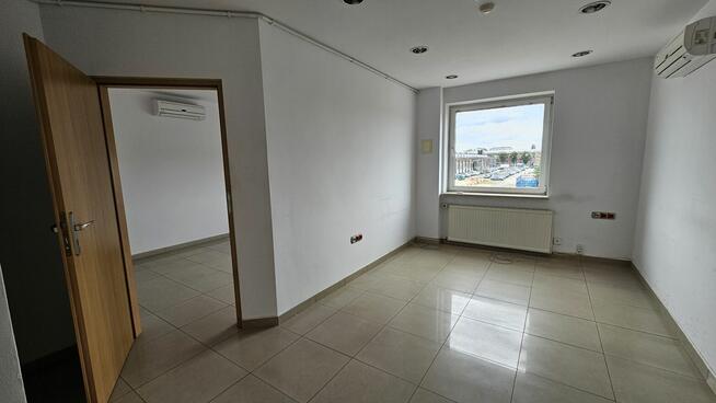 Biuro 41 m2 2 pokoje klimatyzacja Fabryczna