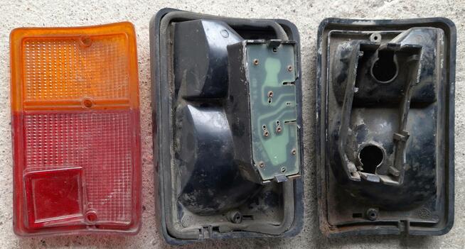 Lampa tylna prawa lewa klosz Fiat 126p ST FL maluch FSM