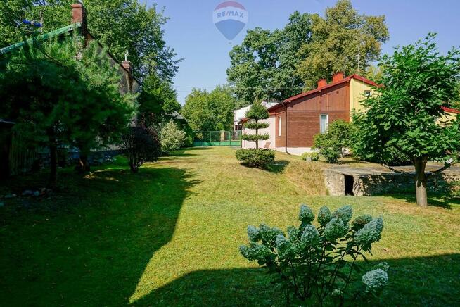 Domek na działce 571m2 blisko centrum Milanówka