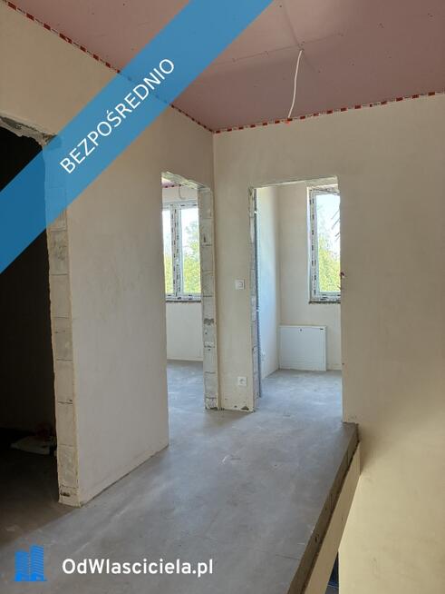 Przestronny segment z ogródkiem i garażem w znakomitej lokalizacji