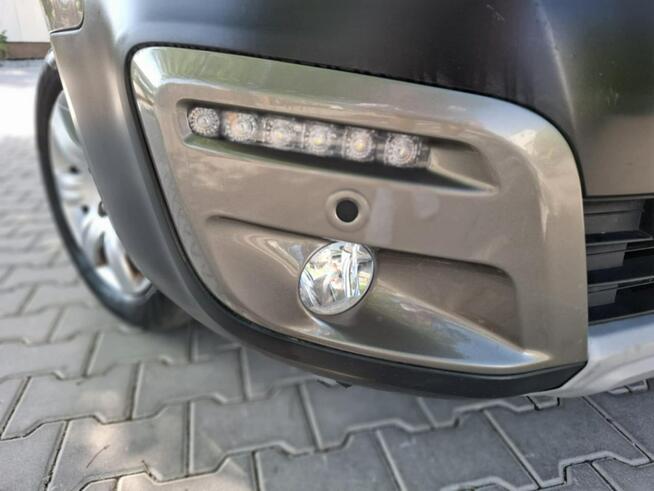 Peugeot Partner Tepee 1.2 Outdoor - Benzyna - Ręczna - 110 hp -