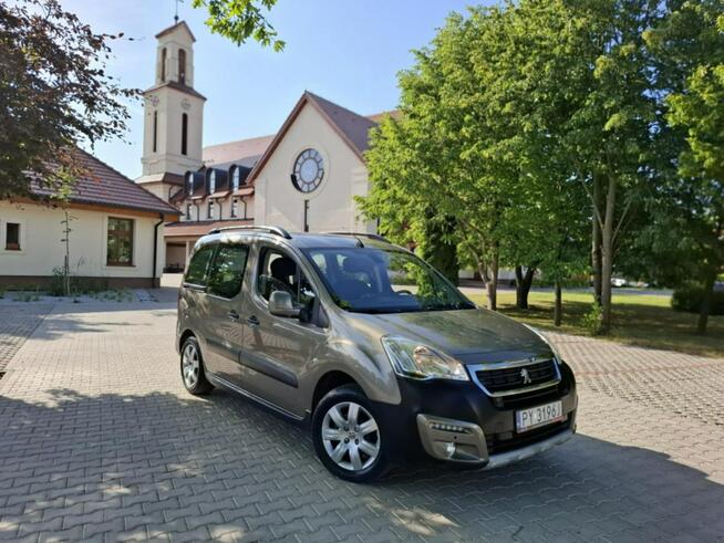 Peugeot Partner Tepee 1.2 Outdoor - Benzyna - Ręczna - 110 hp -