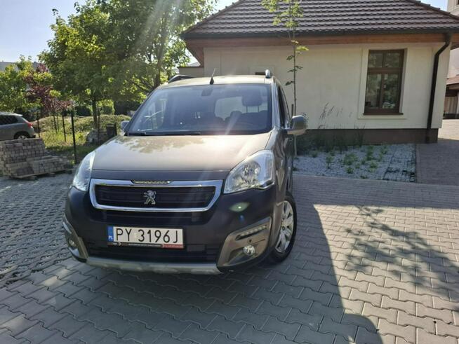 Peugeot Partner Tepee 1.2 Outdoor - Benzyna - Ręczna - 110 hp -