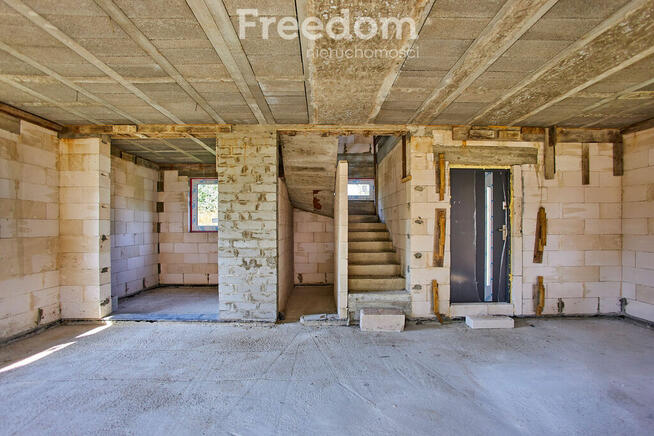 Dom , Nowosiółki, do wykończenia