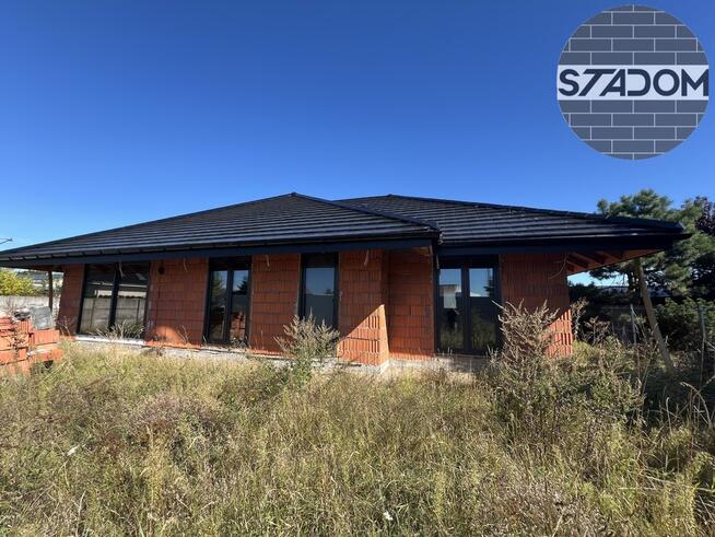 Na sprzedaż dom jednorodzinny z garażem – Łaszczyn