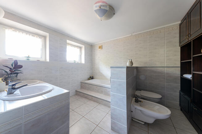 Dom z dużą działką w urokliwym Józefowie