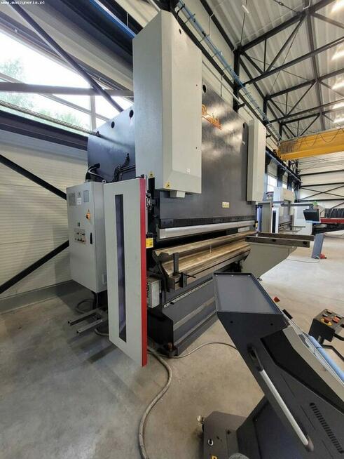 Prasa krawędziowa CNC BAYKAL APHS 31440