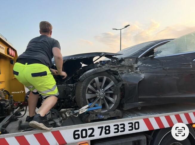 Tesla model S 2015r 307kW