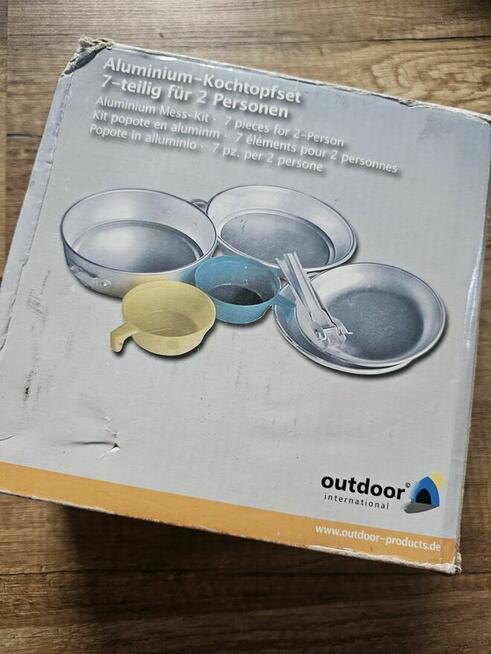 Zestaw biwakowy startowy kompaktowy dla wędkarzy I myśliwych