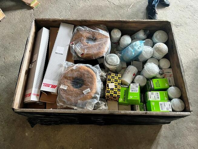 Syndyk sprzeda - części i akcesoria rolnicze - 80%