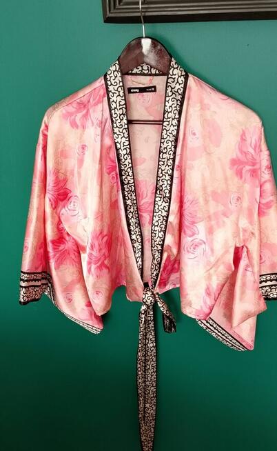 Paczka damskich rzeczy