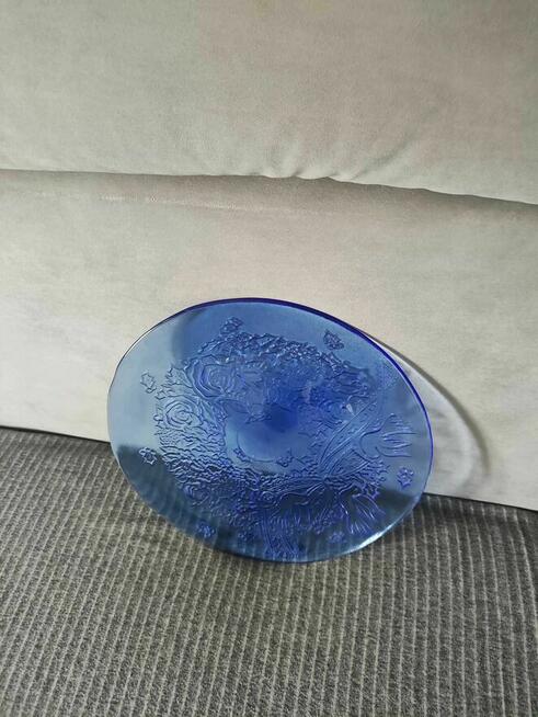 Szklana Patera niebieska szkło prasowana talerz ozdobna