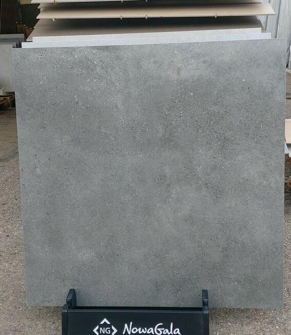 Płytki łazienkowe 80x80 imitujące beton Modern Grafit gat.1