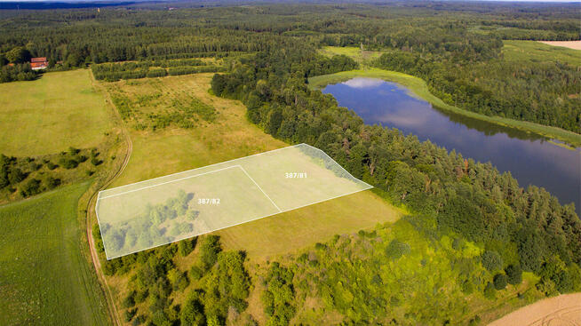 sprzedam dużą działkę nad jeziorem - Mazury