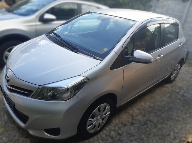 Toyota Yaris III 2013 1.3 Benzyna Niski przebieg Klima Hak