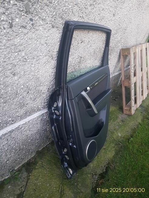 Chevrolet Captiva drzwi prawe tylne 2006 r.