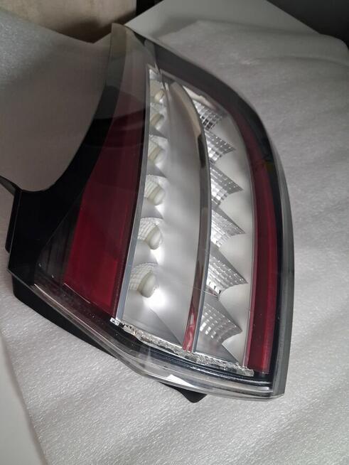 Lampa prawa tylna Europa ford edge