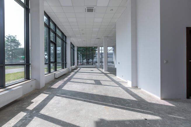 Lokal usługowy 146m2, nowy biurowiec, Kępińska 2